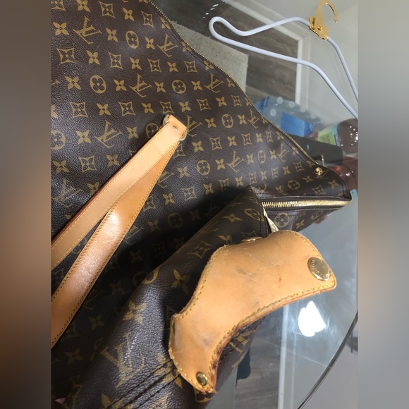 Authentic Monogram Louis Vuitton Garment Bag with hanger - Picture 7 of 13